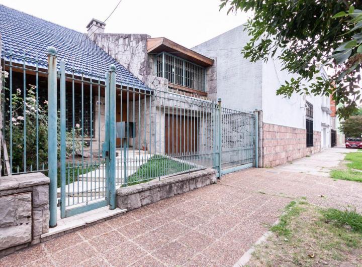 Casa · 190m² · 5 Ambientes · 1 Cochera