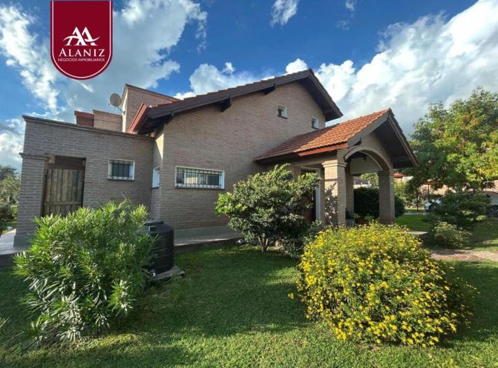 Casa · 107m² · 3 Ambientes · 1 Cochera