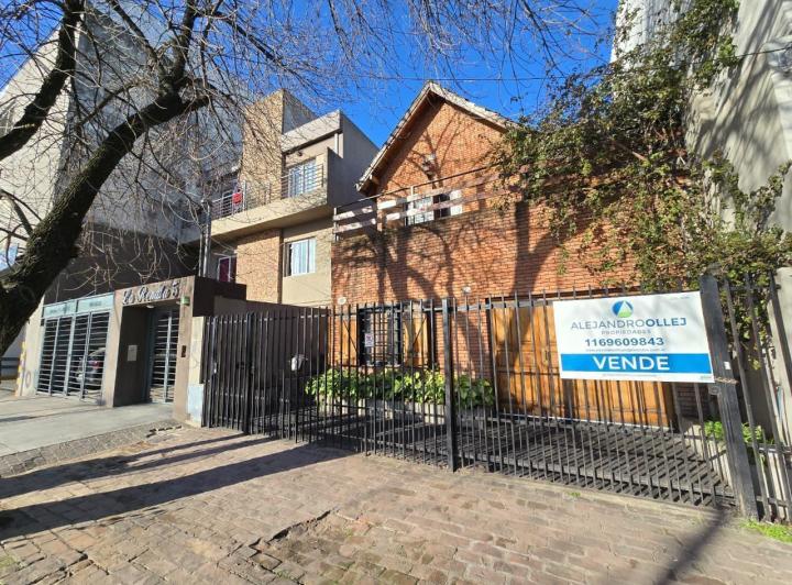Casa · 156m² · 5 Ambientes · 1 Cochera