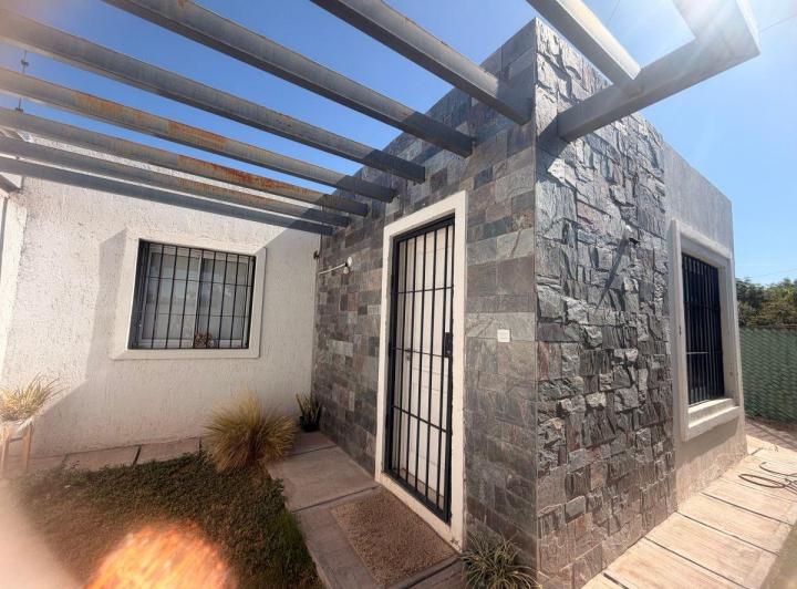 Casa · 59m² · 3 Ambientes · 2 Cocheras
