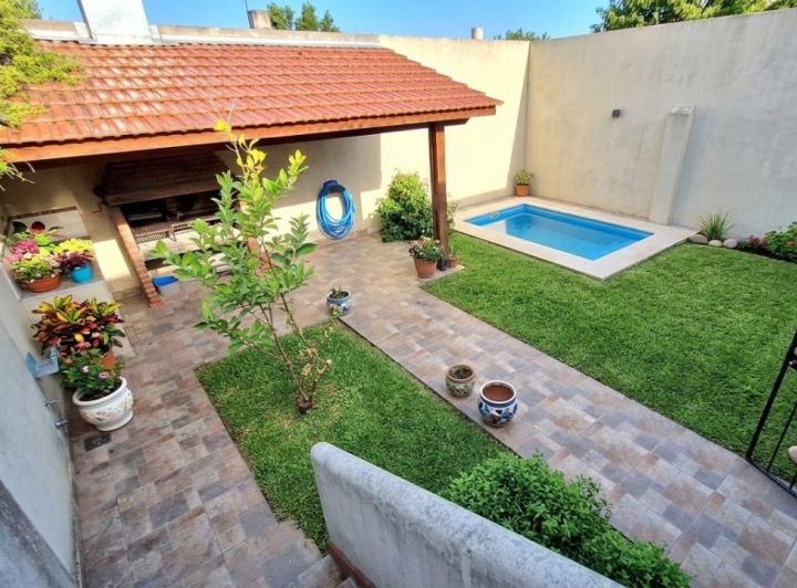 Casa · 120m² · 4 Ambientes · 1 Cochera