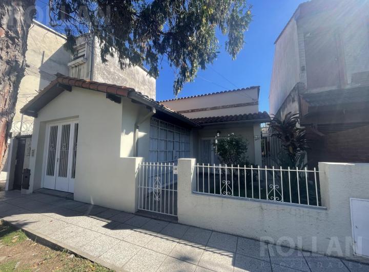 Casa · 100m² · 4 Ambientes · 1 Cochera