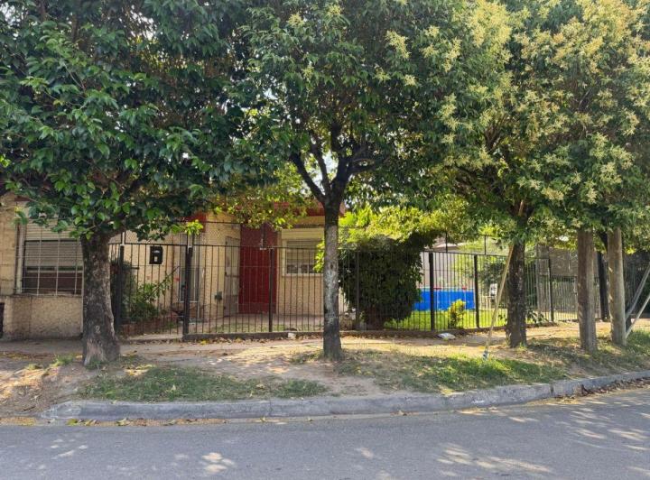 Casa · 85m² · 3 Ambientes · 1 Cochera