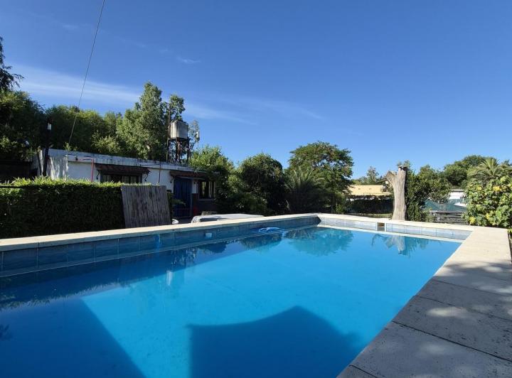 Casa · 80m² · 3 Ambientes · 5 Cocheras