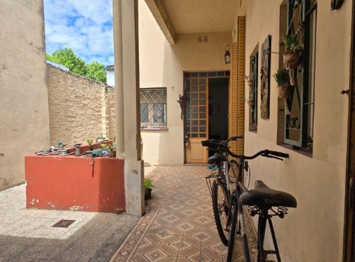 Casa · 160m² · 5 Ambientes · 1 Cochera