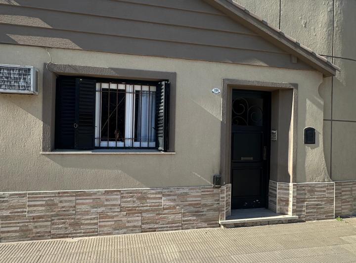 Casa · 150m² · 6 Ambientes · 2 Cocheras