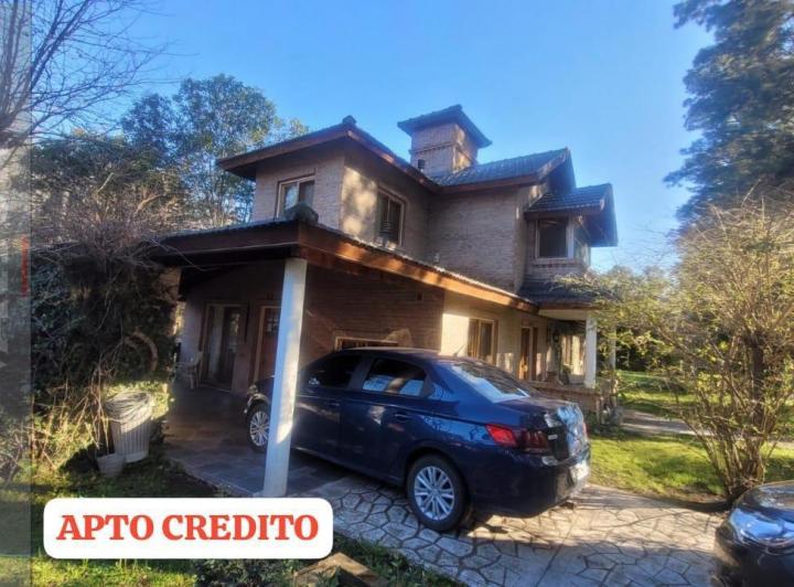 Casa · 169m² · 4 Ambientes · 2 Cocheras