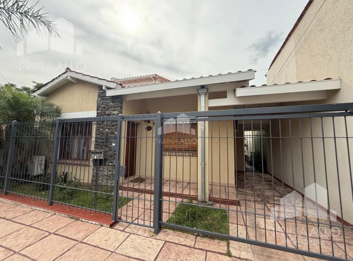 Casa · 130m² · 4 Ambientes · 1 Cochera
