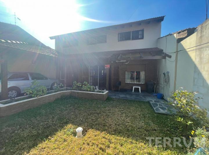Casa · 167m² · 5 Ambientes · 1 Cochera