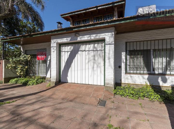 Casa · 155m² · 4 Ambientes · 1 Cochera