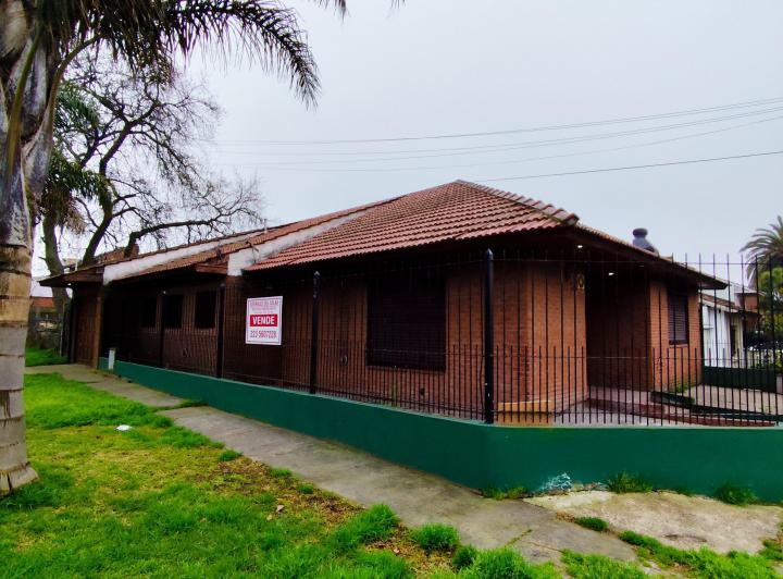 Casa · 75m² · 3 Ambientes · 1 Cochera