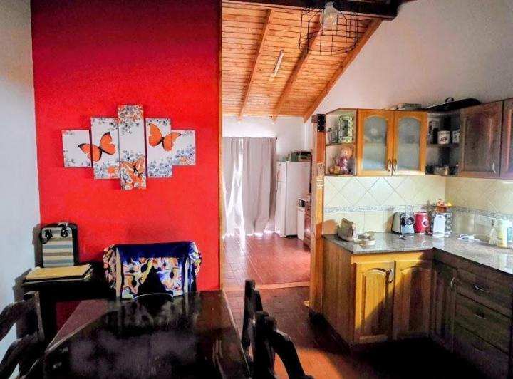 Casa · 77m² · 3 Ambientes · 2 Cocheras