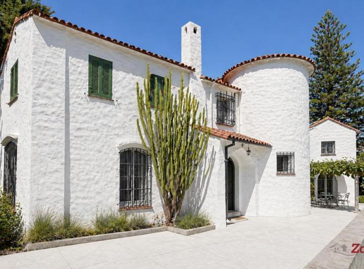 Casa · 490m² · 11 Ambientes · 5 Cocheras