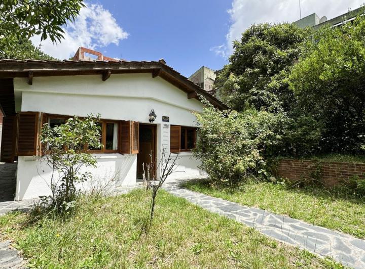 Casa · 99m² · 4 Ambientes · 1 Cochera