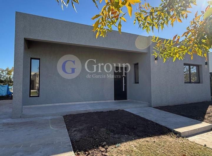 Casa · 185m² · 5 Ambientes · 1 Cochera