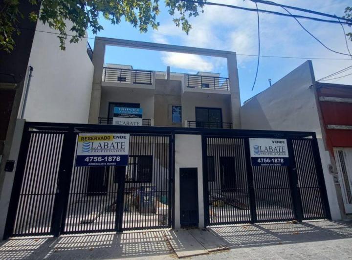 Casa · 135m² · 5 Ambientes · 1 Cochera