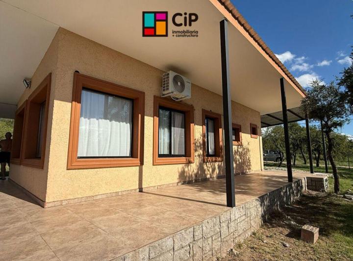 Casa · 140m² · 1 Ambiente · 1 Cochera