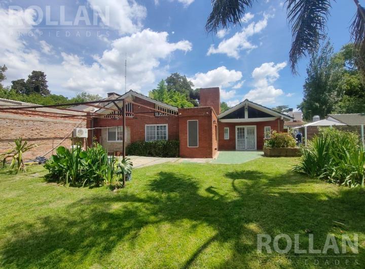 Casa · 200m² · 7 Ambientes · 6 Cocheras