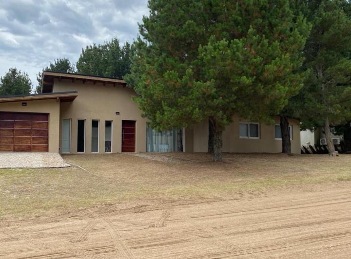 Casa · 170m² · 4 Ambientes