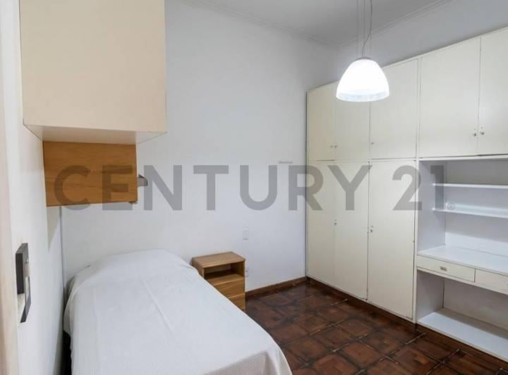 Casa · 180m² · 4 Ambientes · 1 Cochera