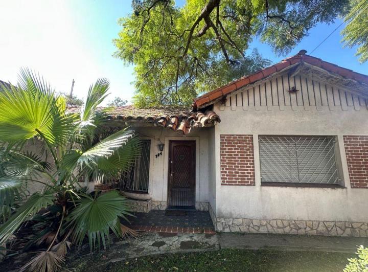 Casa · 52m² · 3 Ambientes · 1 Cochera
