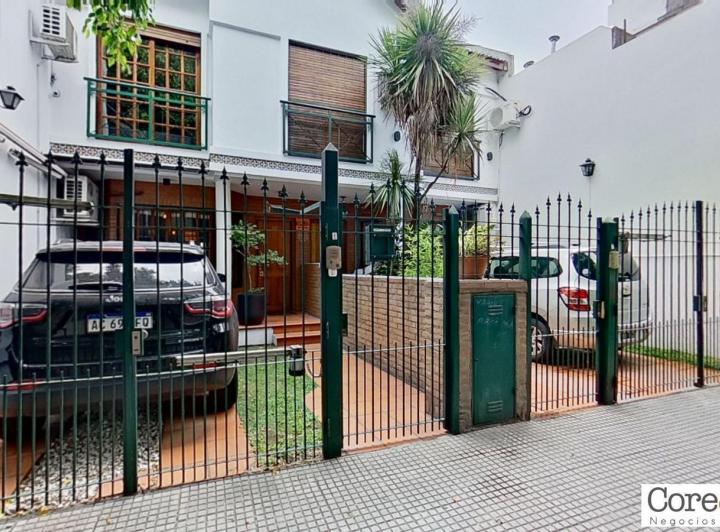 Casa · 110m² · 5 Ambientes · 1 Cochera
