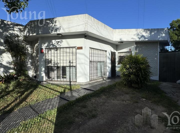 Casa · 190m² · 3 Ambientes · 1 Cochera