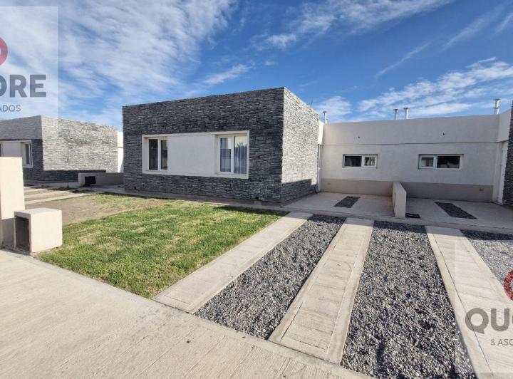 Casa · 52m² · 3 Ambientes · 1 Cochera