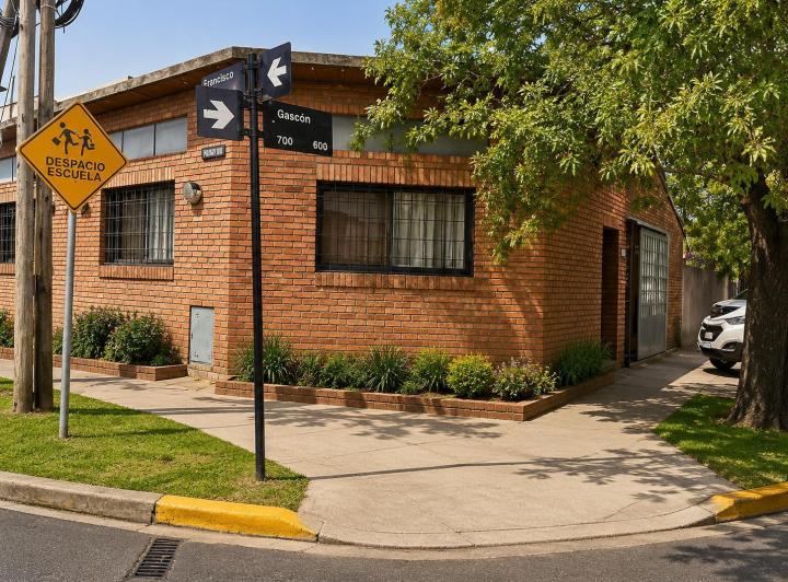 Casa · 150m² · 4 Ambientes · 1 Cochera