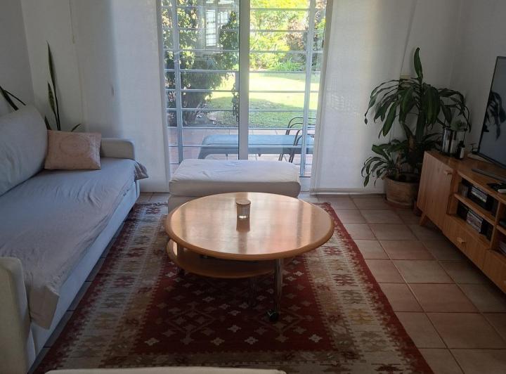Casa · 220m² · 5 Ambientes · 1 Cochera