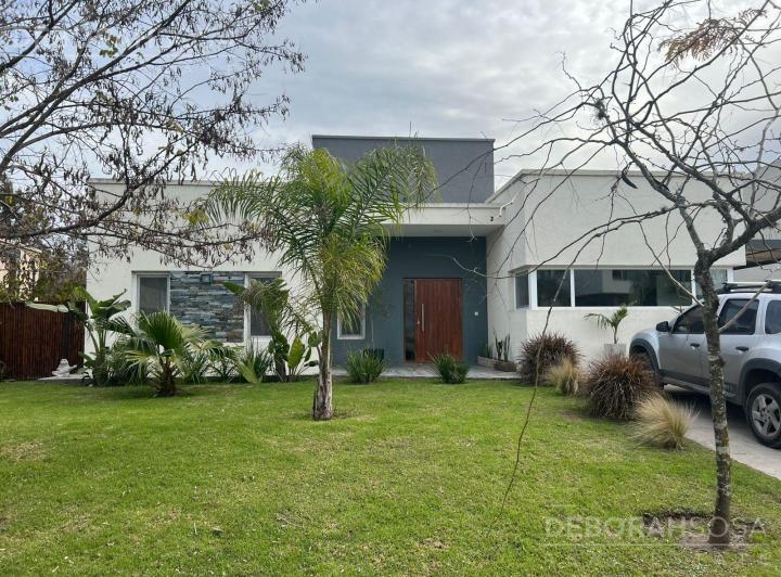 Casa · 175m² · 5 Ambientes · 1 Cochera