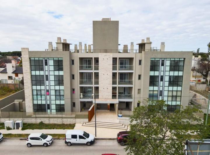 Departamento · 100ha · 4 Ambientes