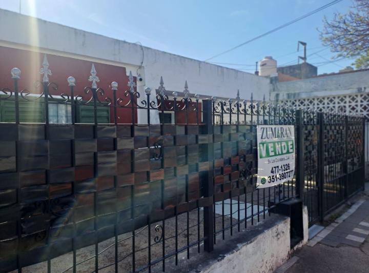 Casa · 129m² · 4 Ambientes · 1 Cochera