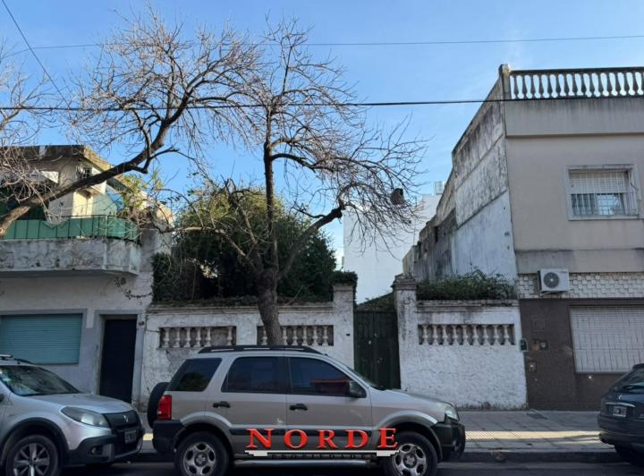 Terreno · 255m²
