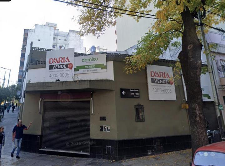 Terreno · 218m²