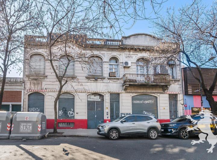 Terreno · 1556m²