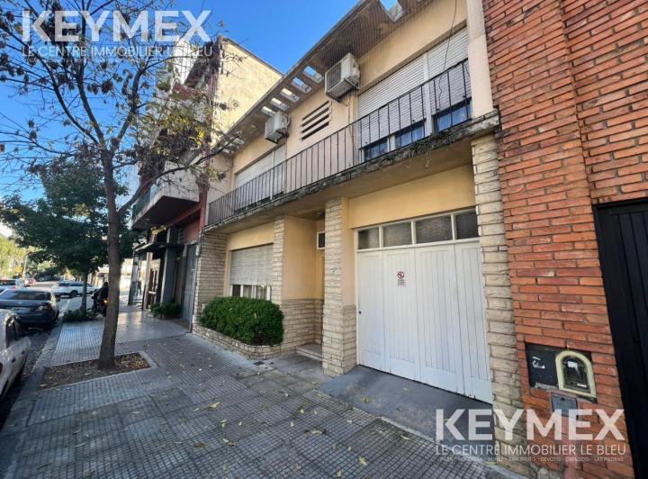 Terreno · 216m²