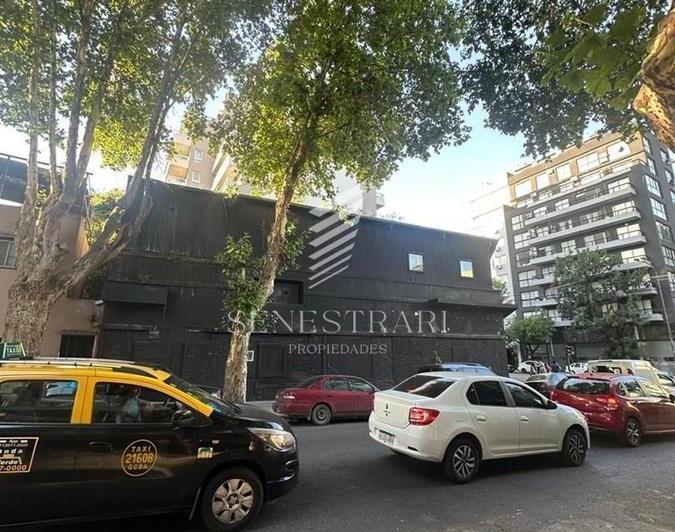 Terreno · 192m²