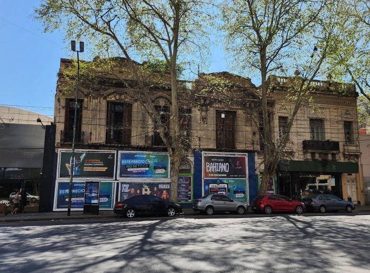 Terreno · 905m²