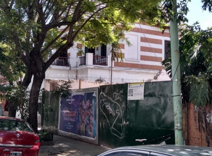 Terreno · 592m²
