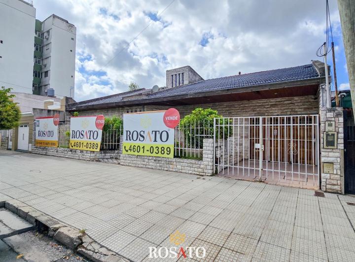 Terreno · 748m²