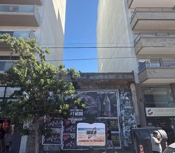 Terreno · 1492m²