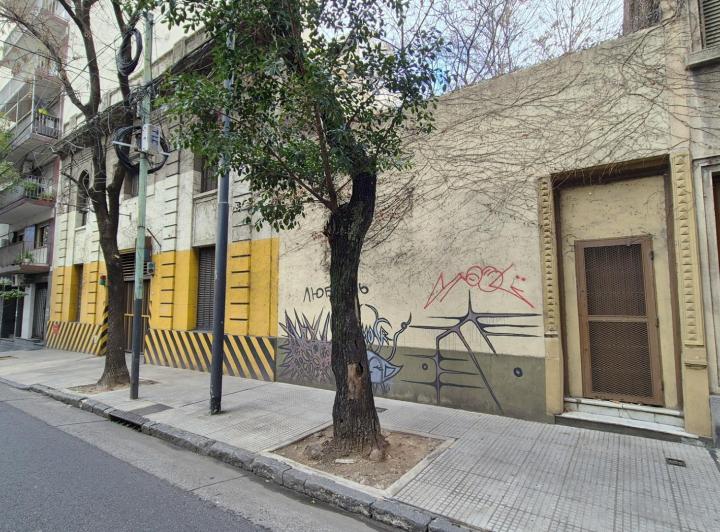 Terreno · 700m²