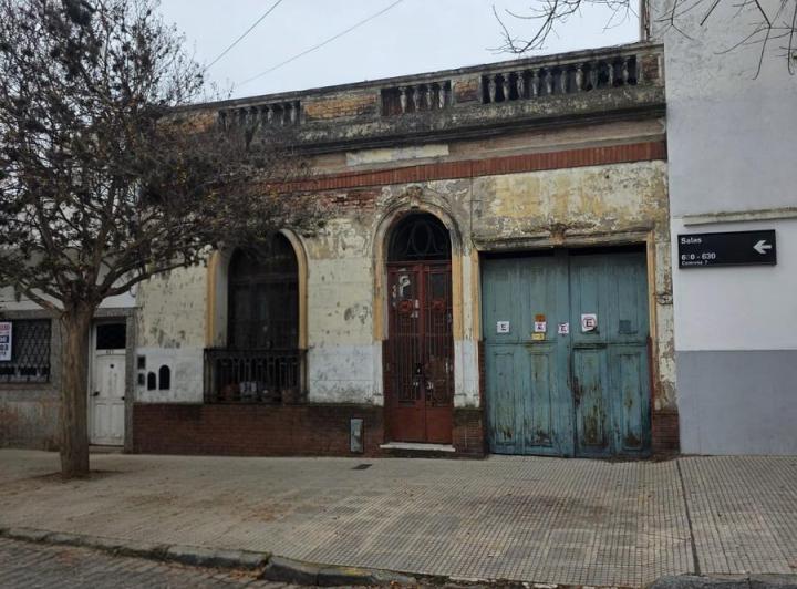 Terreno · 272m²