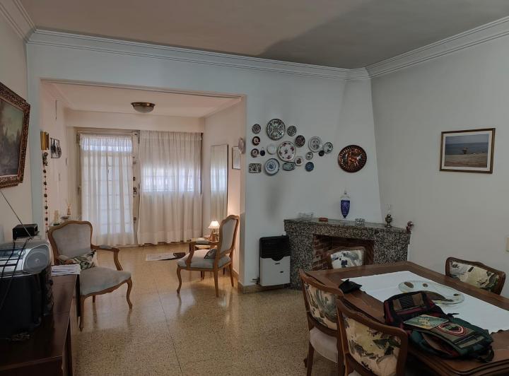 Terreno · 140m² · 4 Ambientes · 1 Cochera