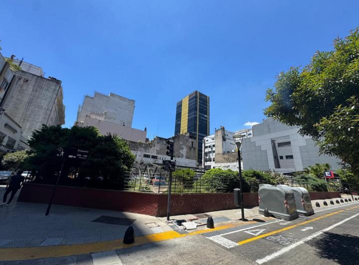 Terreno · 3550m²