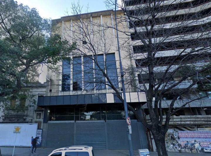 Terreno · 1400m²