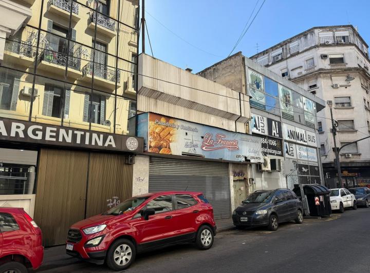 Terreno · 383m²