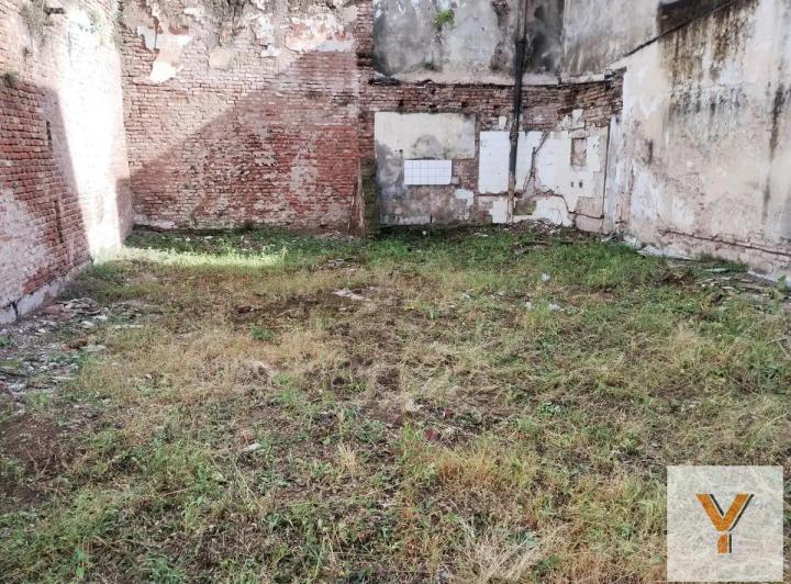 Terreno · 124m²