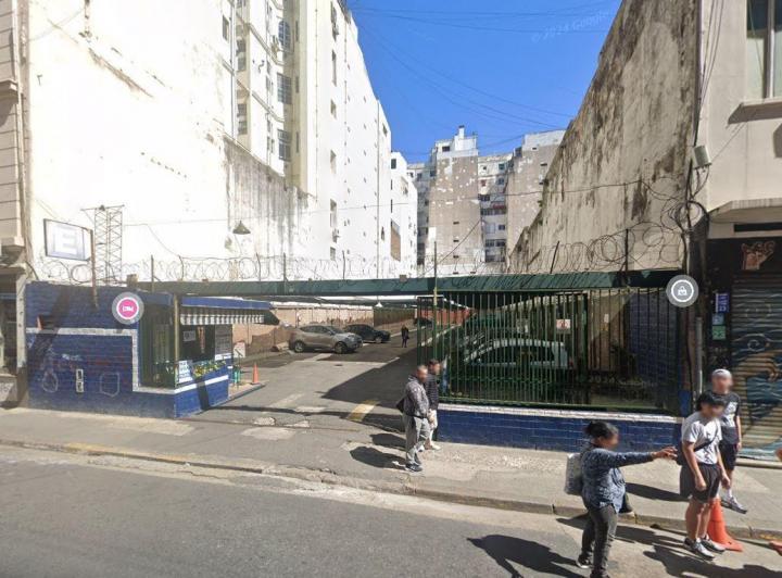 Terreno · 951m²